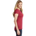 thumbnail image 2 of District T-Shirt Parfait à Manches Courtes pour Femme, 2 of 3