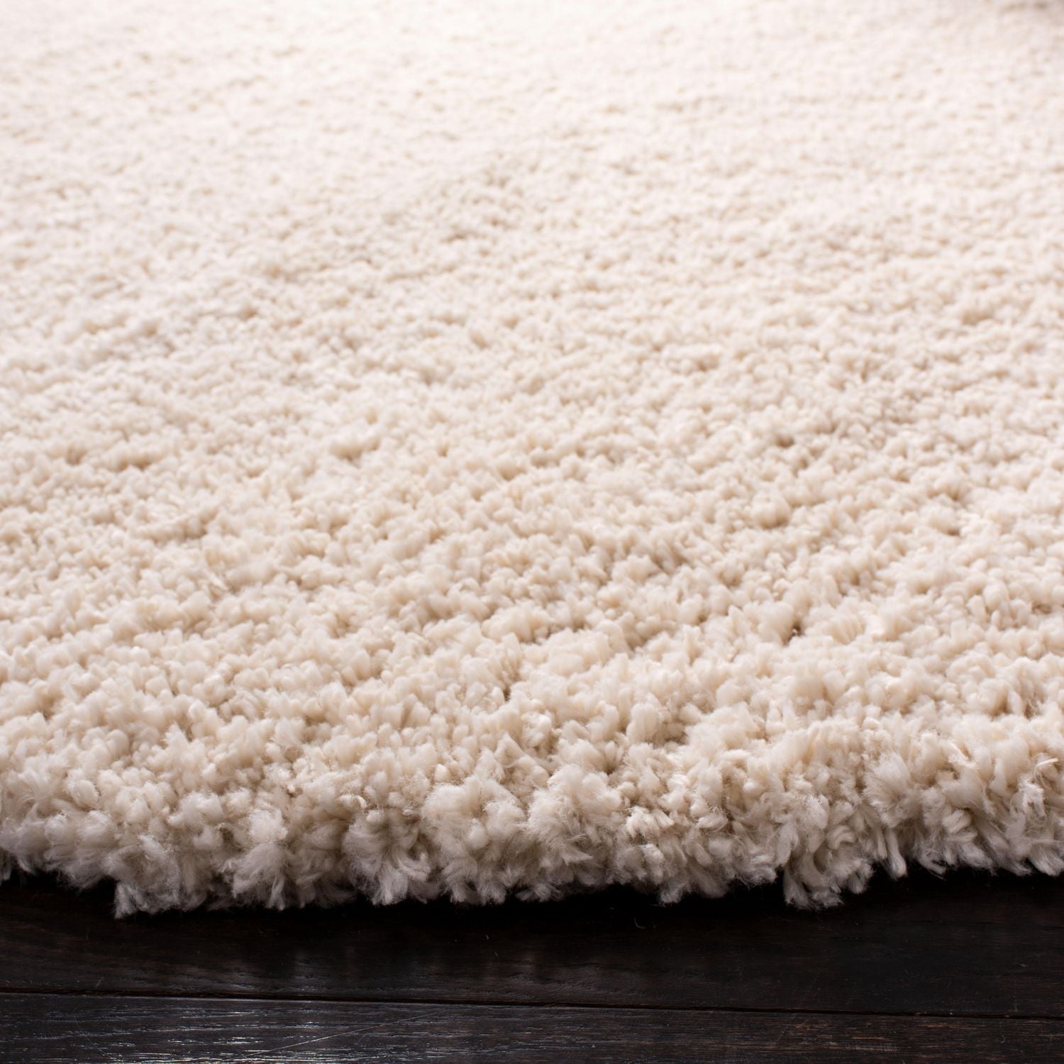 SAFAVIEH Fontana Jamie Tapis Peluche Solide Shag