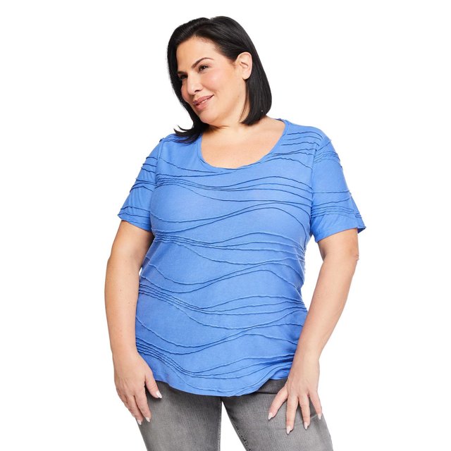 Iyla Plus Women's Short Sleeve Ripple Tee