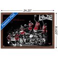 thumbnail image 2 of Michael Jordan - Voler, 2 of 4