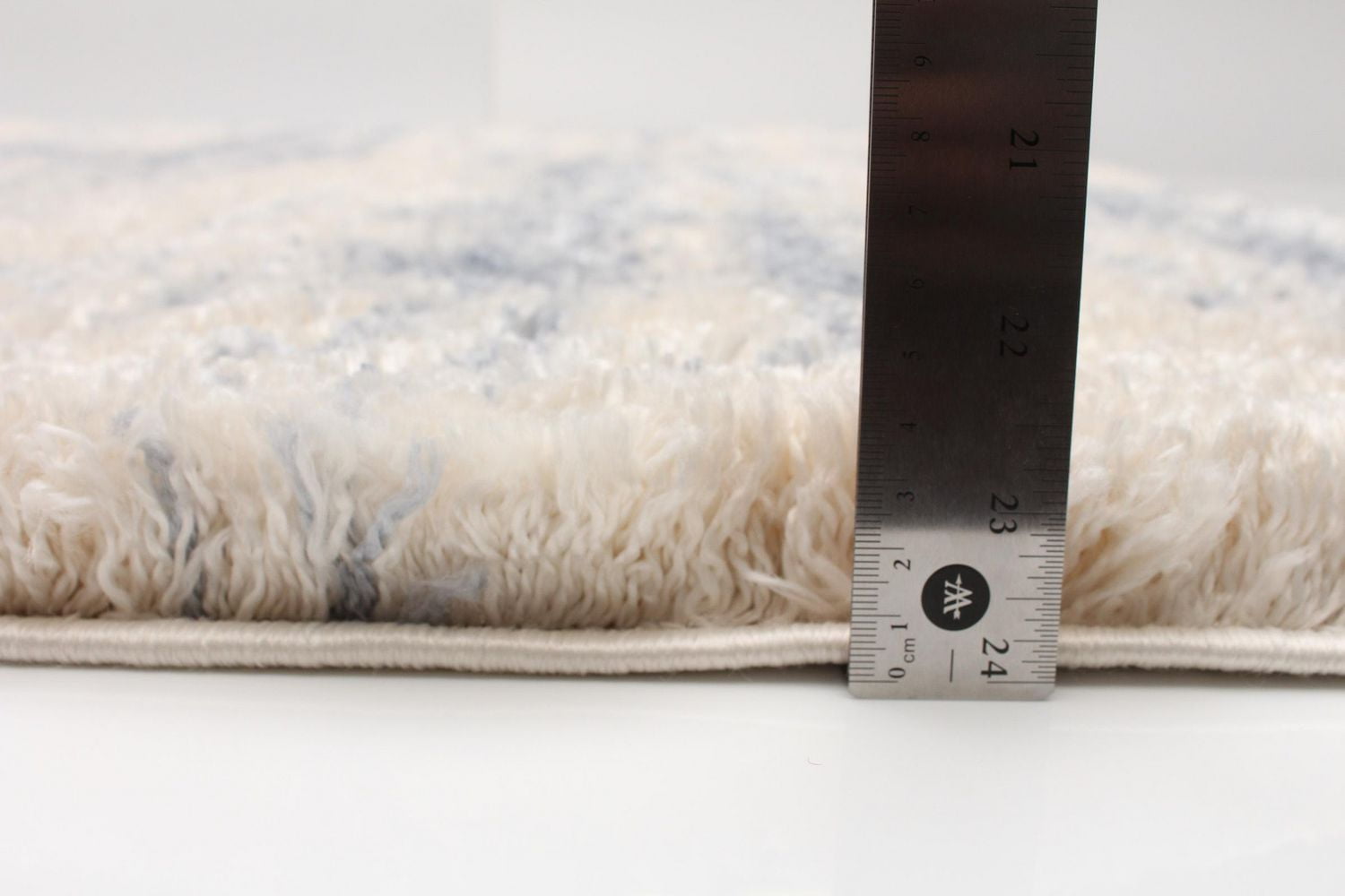 ECARPET Tapis Frise Contemporain pour Salon, Chambre à Coucher, Collection Sia Ultra Douce et Pelucheuse