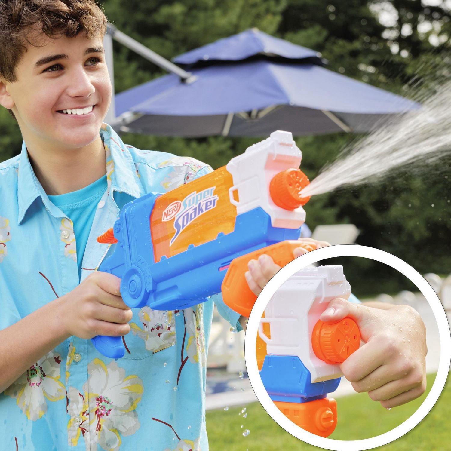 Nerf Super Soaker Flip Fill, blaster à eau à remplissage rapide, capacité de 887 mL d'eau, jouets d'eau