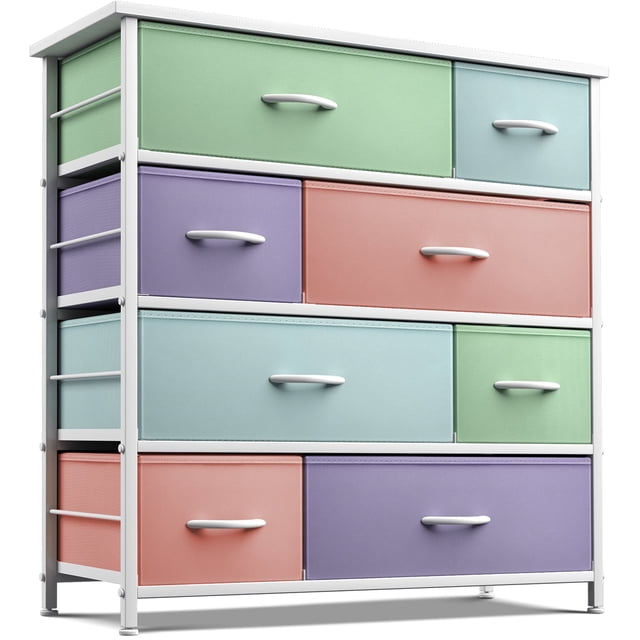 Commode à 8 Tiroirs - Pastel par Sorbus Conçue pour les solutions de Mobilier et de Rangement pour Enfants. Dotée d'Un Cadre en Acier et d'Un Plateau en Bois MDF avec une Finition Blanche Lisse. Comprend Huit Tiroirs en Tissu de Couleurs Pastel comme Sarcelle, aqua, Pêche, Violet et Rose, Chacun avec une Poignée de Transport en Bois. Mesure Environ 34” L x 11.5” L x 36” H. Parfaite pour Organiser les Vêtements, les Jouets et le Linge dans les Chambres d'Enfants, les Pouponnières Ou les Salles de Jeux.