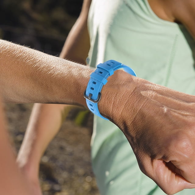 Fitbit Charge 3 Bracelet de Sport de Rechange – Tour de Poignet Ajustable de 5,9 Po à 9,15 Po – Bande en Silicone Souple et Flexible – Lot de 1