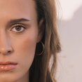 thumbnail image 3 of Grandes Créoles Délicates Dainty Hoops, 3 of 3