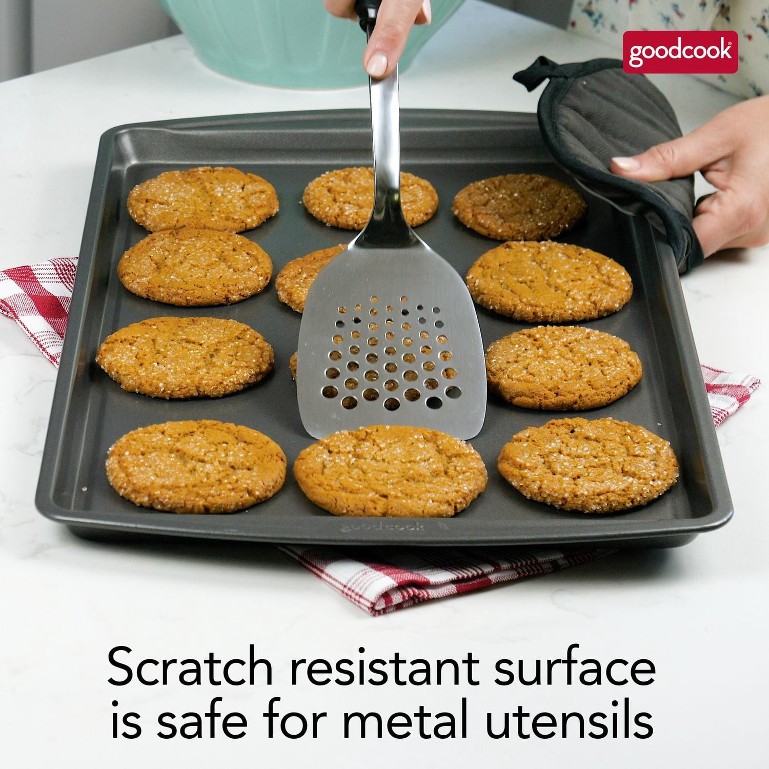 Plaque à pâtisserie Les essentiels en acier antiadhésif de GoodCook, 11 po x 17 po, grise