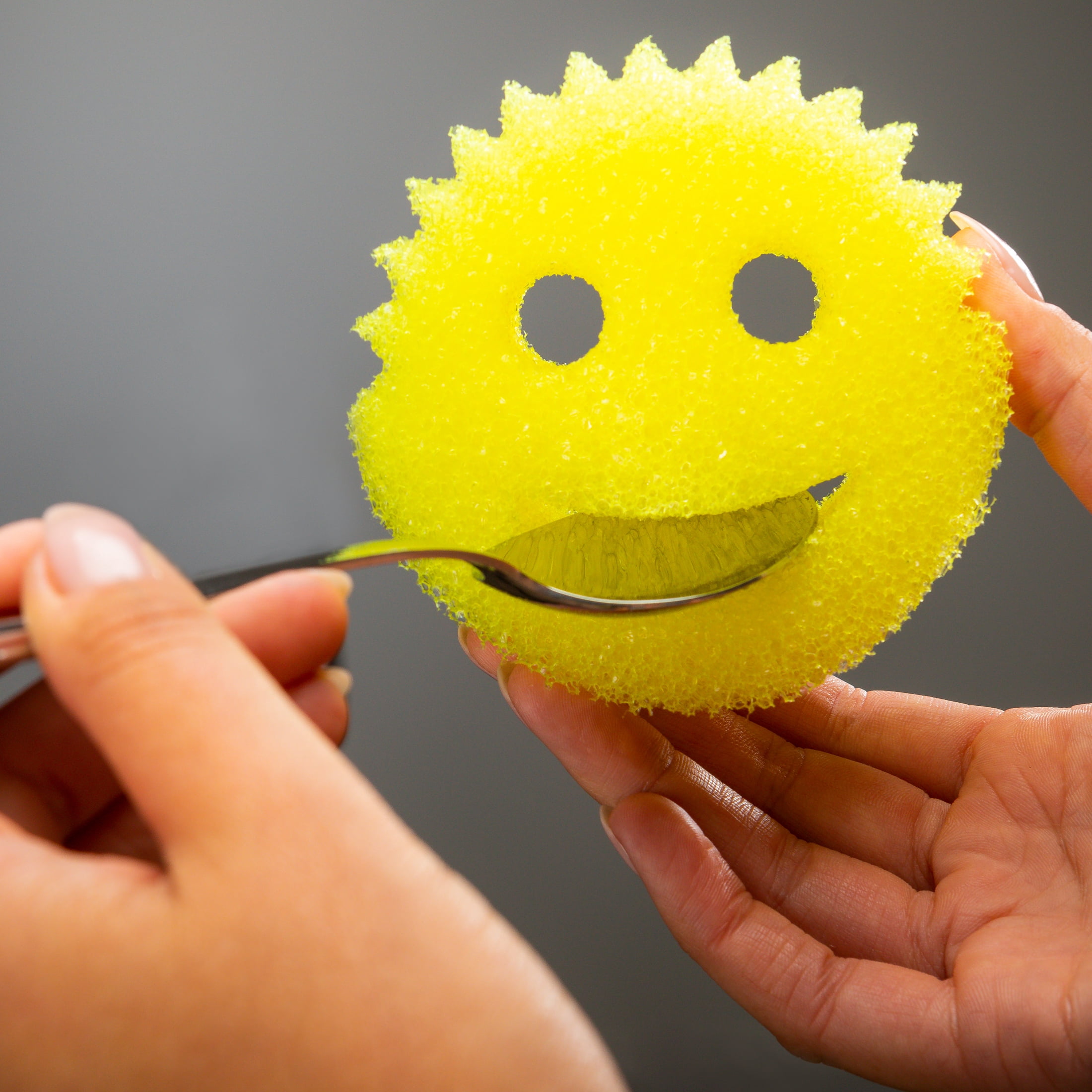 Scrub Daddy Original Non-Scratch Cleaning Sponge