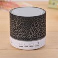 thumbnail image 1 of Haut-parleurs Bluetooth Sans Fil, A9 Mini Haut-Parleur Portable avec Micro Intégré Batterie 400mAh et Radio FM, Comprend Mini Câble Usb pour Recharger la Lecture de Musique, 1 of 2