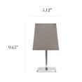 thumbnail image 4 of Simple Designs Mini lampe de table chromée avec abat-jour carré en tissu Empire, 4 of 9