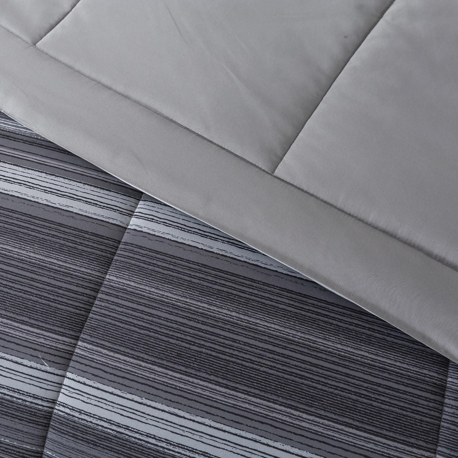 Mainstays – Ensemble de literie tout-en-un réversible avec couette et draps, 5 pièces, simple très grand (Twin XL), rayures grises