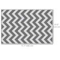 thumbnail image 3 of Outsunny Tapis Extérieur Réversible pour VR, Tapis de Sol de Patio 4 Pieds x 6 Pieds, Gris et Blanc, 3 of 10