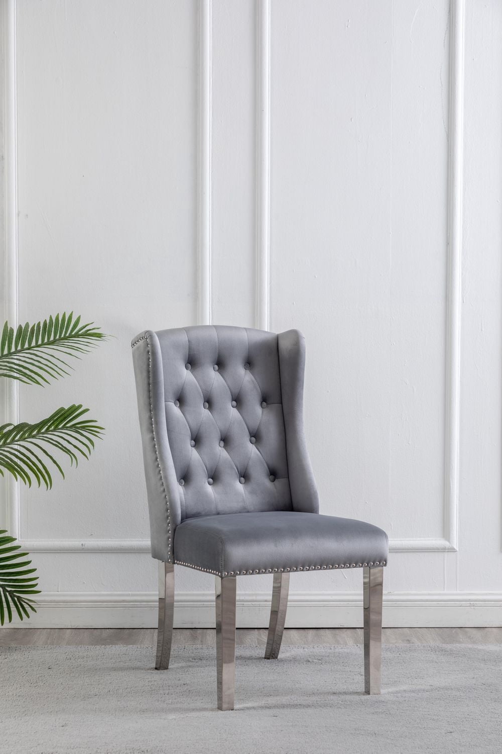CHAISES K-LIVING FILA EN VELOURS TOUFFETÉ DE COULEUR GRIS AVEC PIEDS EN ACIER INOXYDABLE ET POIGNÉE ARRIÈRE ROBUSTE (2 CHAISES)