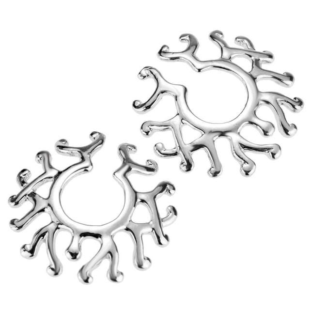 Stainless Steel Clip-On Body Jewelry featuring an adjustable flower design. The set includes two pieces of non-piercing body accessories with a circular shape approximately 26mm in diameter and a 9mm adjustable clip hole. Made for women, this novelty jewelry is ideal for enhancing special occasions or as a thoughtful gift for loved ones. The polished silver-tone finish adds a stylish and attractive touch.