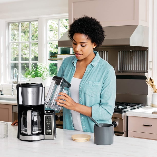 Coffeemaker ブラック・シルバー 約12カップ Ninja Intelligent Programmable Brew Home Coffee Maker with 12 Cup