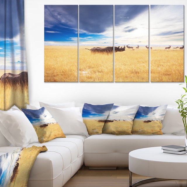 Huge Rhino avec Antilopes - Impression sur Toile Seashore