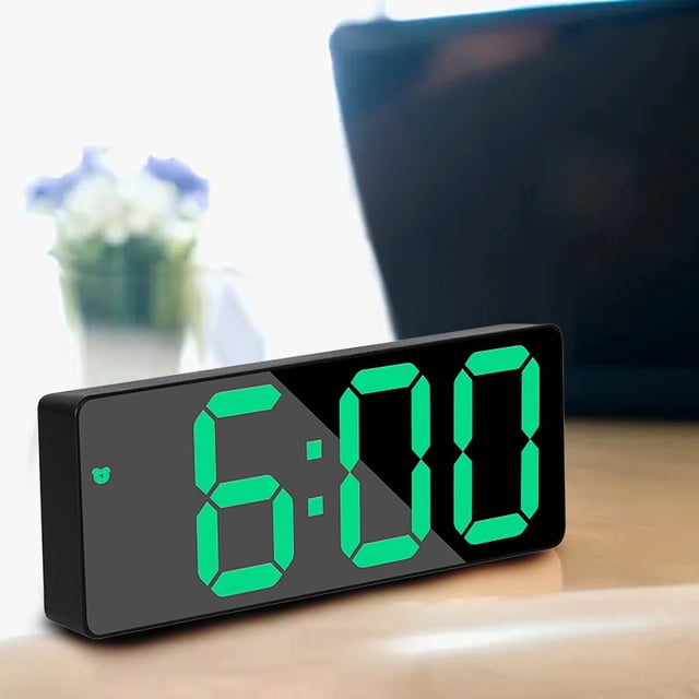 WIFKLSIIPG Alarm Clock Digital Battery Powered Travel Alarm Clocks Powered Non Ticking with Snooze Temperature Date Time Brightness Adjustable for Kids Adults