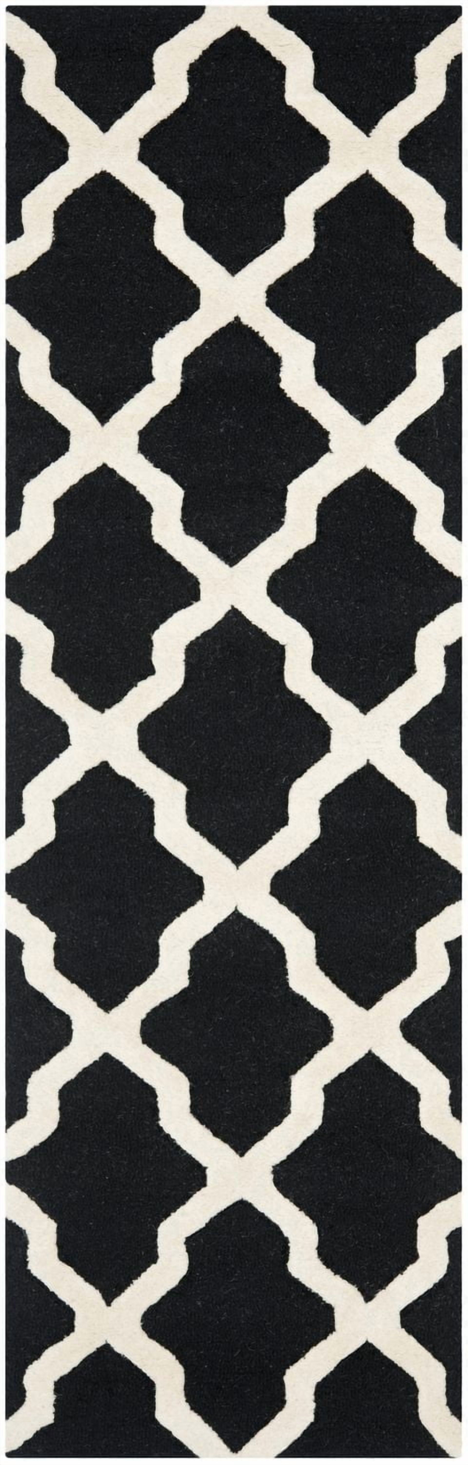 Safavieh Cambridge Liam Geometric Area Rug