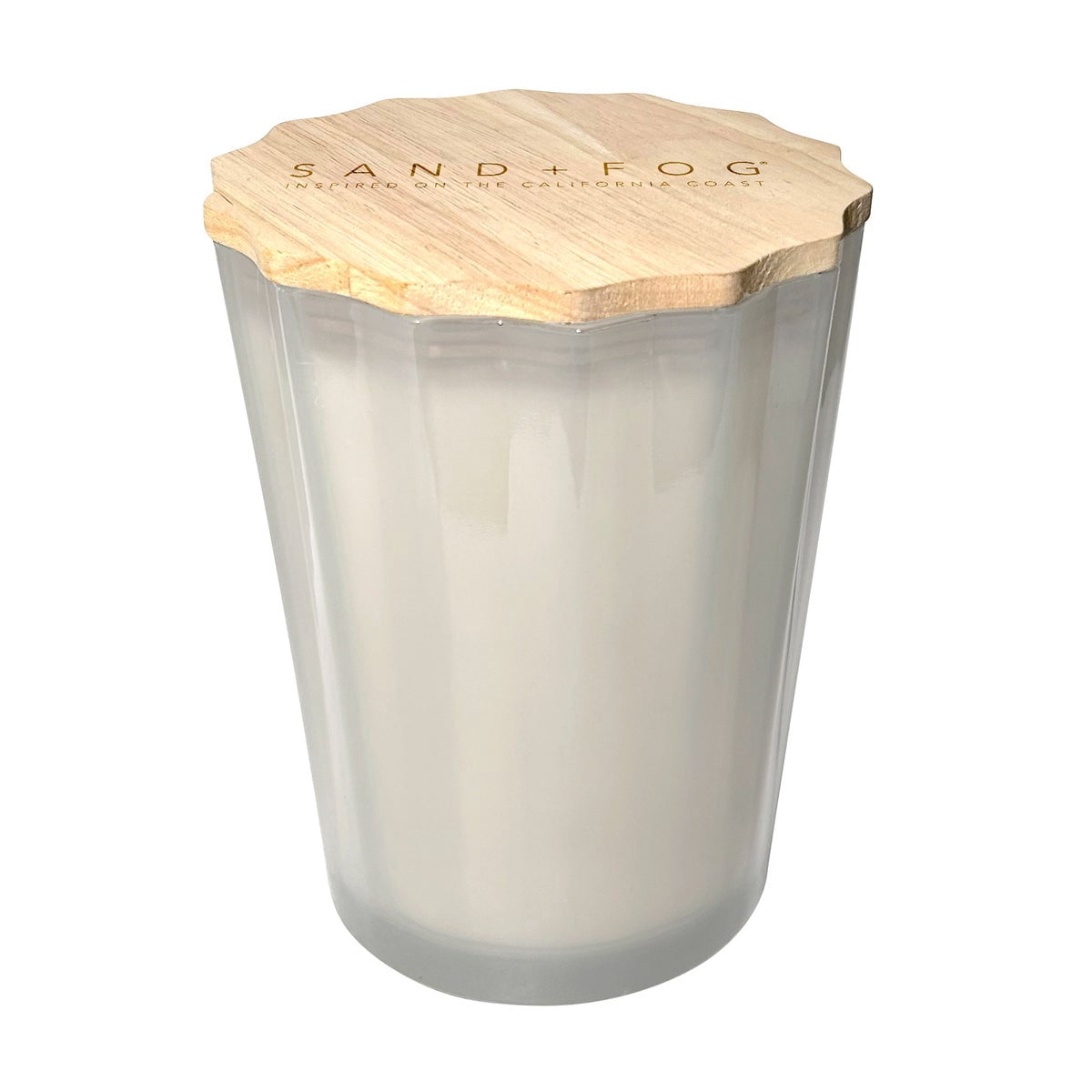 honey tobacco candle sand and fog 12oz Milk Scented approximately 3.5 high with a 4.25 diameter Wicks Sand + Fog HONEY TOBACCO