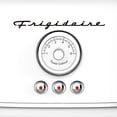 thumbnail image 2 of Grille-pain rétro à 2 tranches de Frigidaire - Blanc, 2 of 6