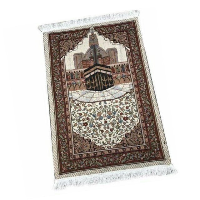 GUOOL Islamic Prayer Mat Portable Durable Ramadan Gift Soft Muslims Mat Prayer Rug featuring a detailed design of the Kaaba and floral patterns. The mat measures 65cm x 110cm (25.59 inches x 43.31 inches) and includes elegant tassel edges. Made from premium materials, it is soft, durable, and easy to clean. Suitable for use at home, in mosques, or while traveling, and ideal as a gift for occasions like Eid and Ramadan.