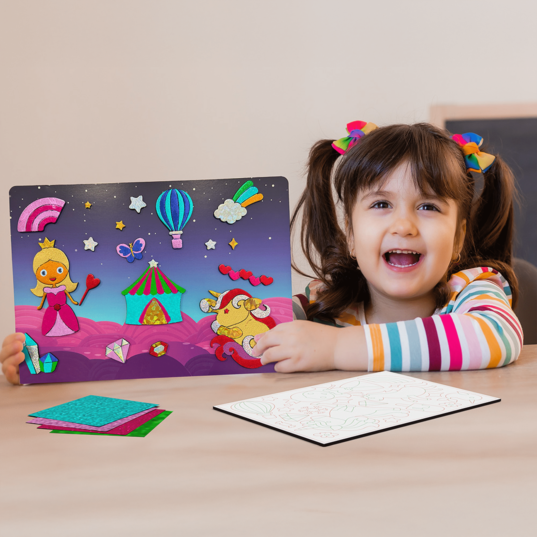Foil Fun Unicorns & Princesses Bilingual