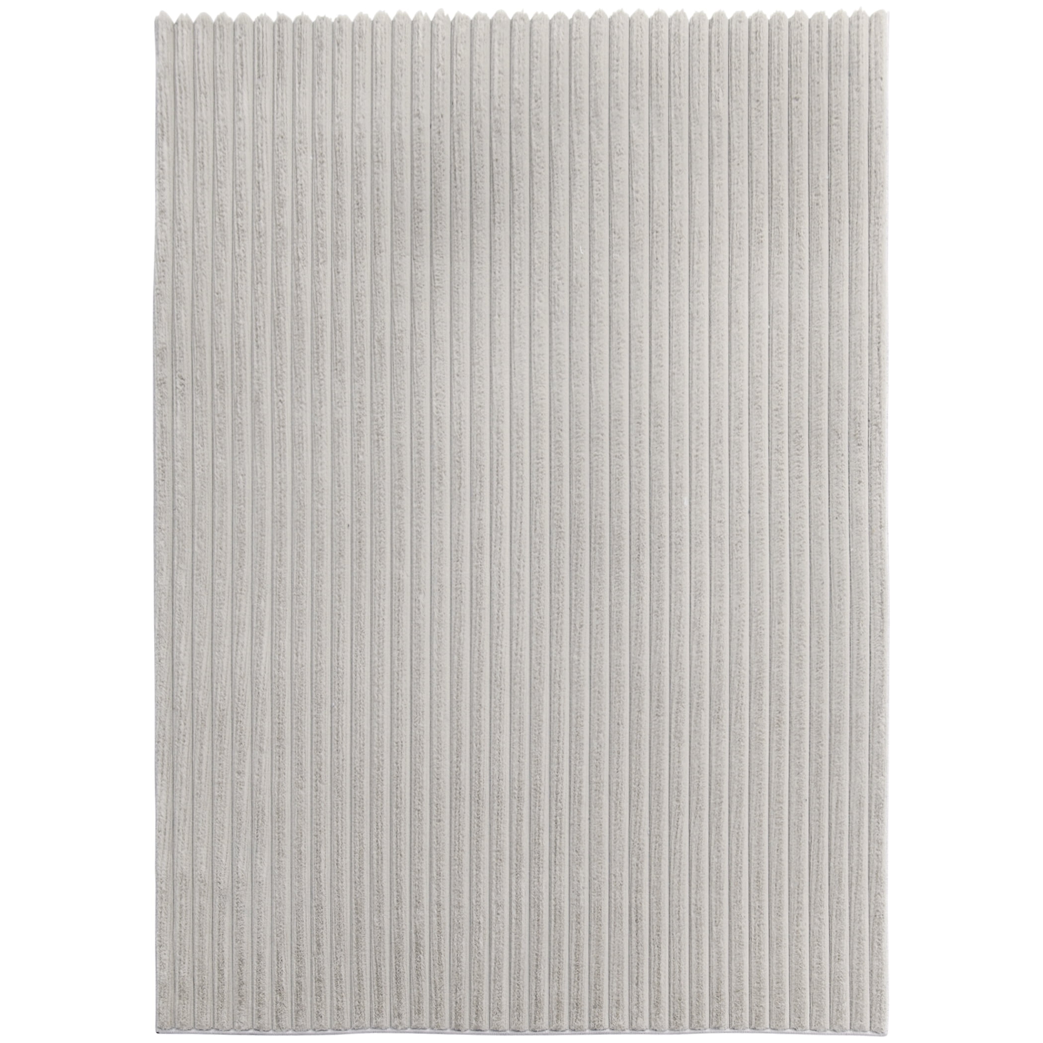 Tapis d'intérieur Avenue B en fausse fourrure grise (format 4 x 6). Emplacements recommandés : salon, chambre ou salle à manger.