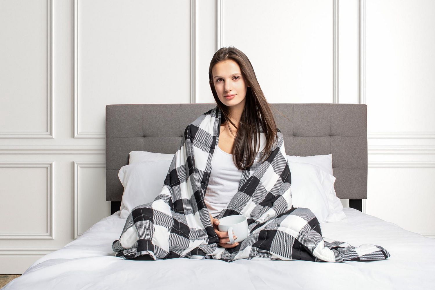 Safdie & Co. Weighted Blanket White Black