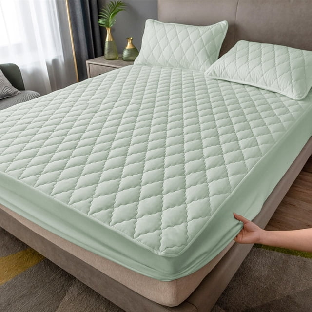 Cagogo under $5 Waterproof Bed Sheet, Waterproof Mattress Protector, Non Slip Fitted Bed Sheet, Full Coverage Mattress Cover, Soft Breathable Bedding Protection, Queen Size Mattress Encasement