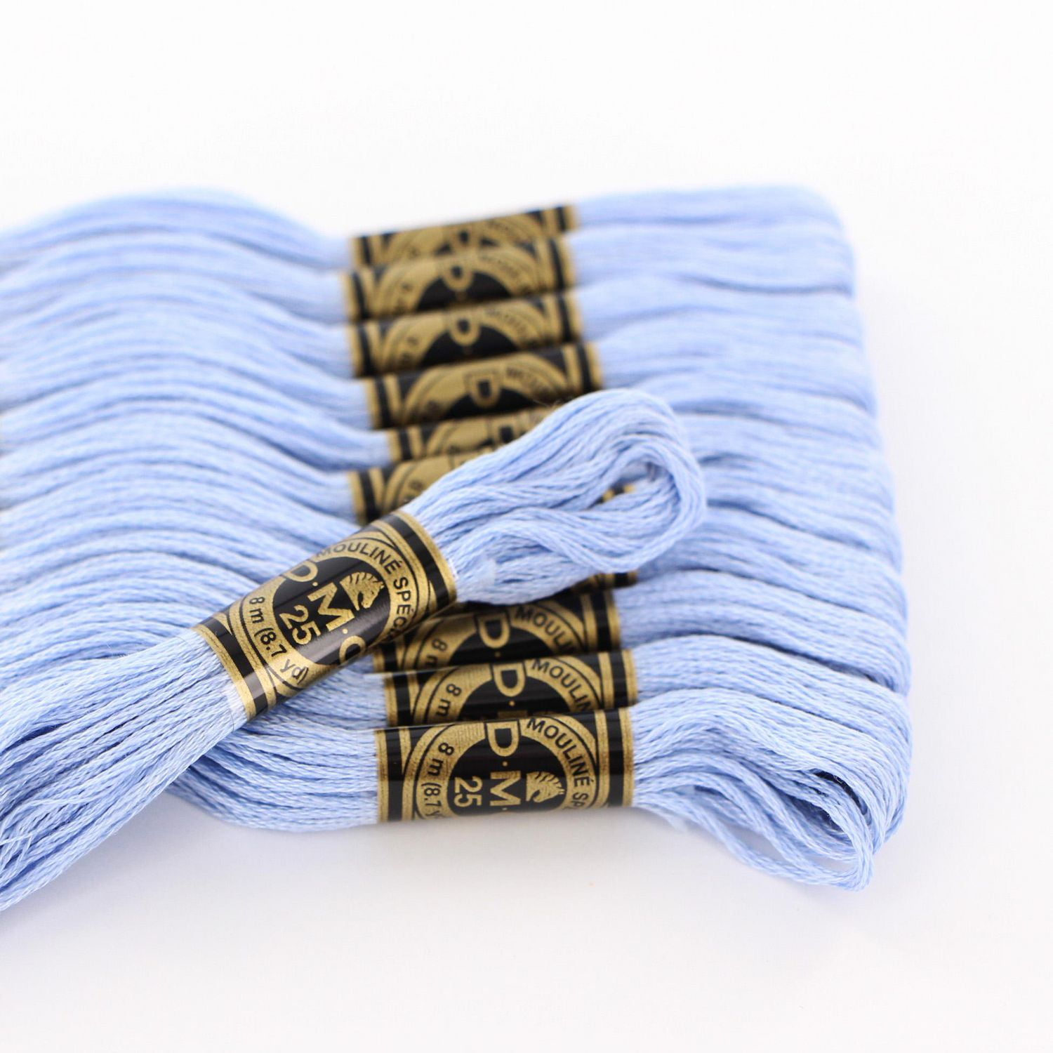 DMC bleu coton 6 Strand Floss 8 m (8.75 yd)