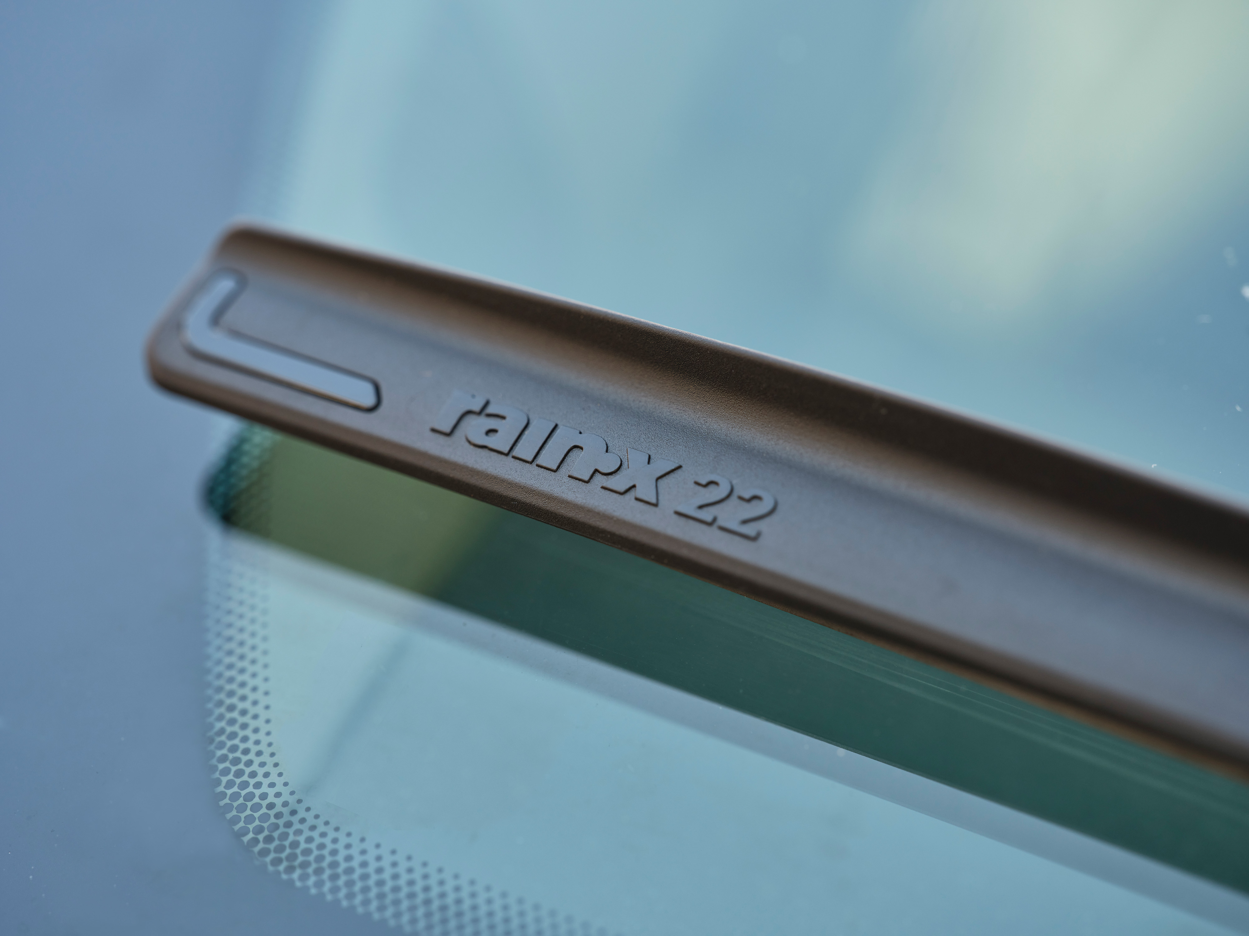 Rain-X Forge Truck and SUV windshield wiper blade, 22 inch
