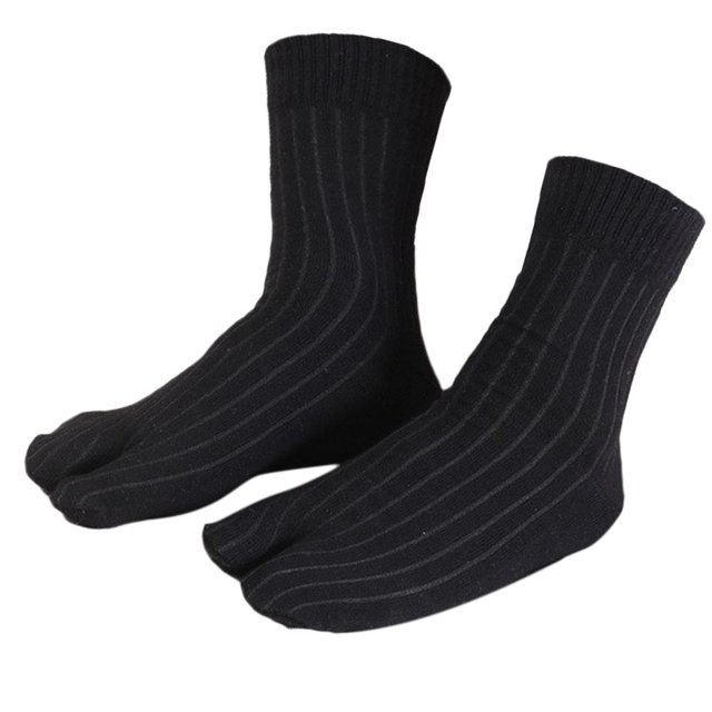 TISHITA Elastic Cotton Tabi Socks in black, designed with a two-toe split for flip-flops or sandals. Made from breathable, sweat-absorbent cotton material, these unisex socks offer deodorant and anti-friction properties. Suitable for shoe sizes 40-45.