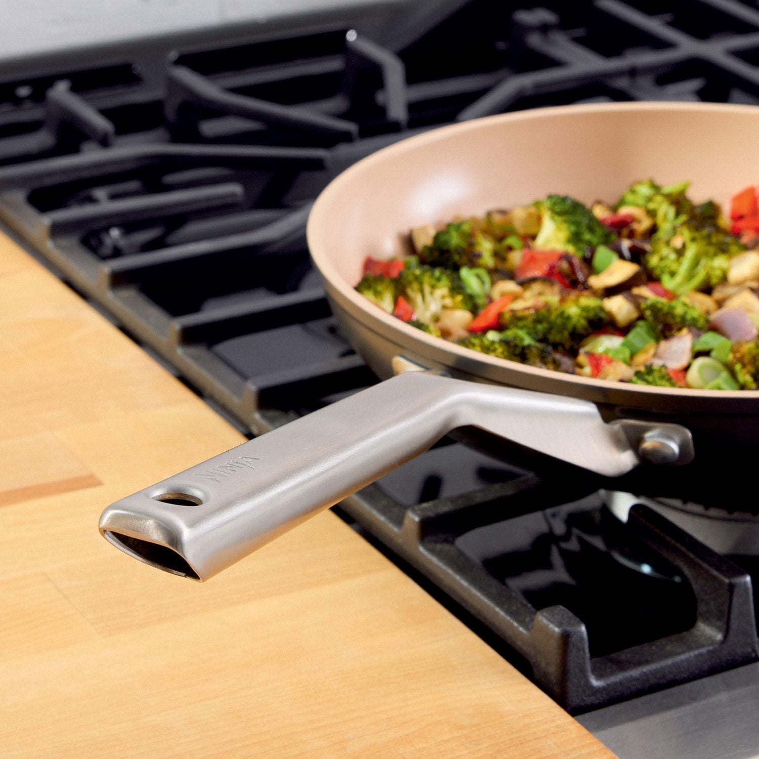 Casserole de Ninja Extended Life™ Essentiel en céramique de 3 pte (2,8 L)