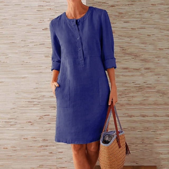 Pntutb Robe de Mode pour Femme, une Robe Décontractée à Manches Longues avec Col Rond, Détails de Boutons et Deux Poches avant de Couleur Bleu Uni. Idéale pour Toutes les Saisons et les occasions Décontractées, Présentée avec un Sac Tissé dans un Cadre Décontracté.
