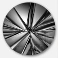 thumbnail image 1 of Designart « Cristal Futuriste » Horloge Murale Moderne, 1 of 6