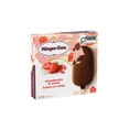 thumbnail image 4 of HAAGEN-DAZS Barres de crème glacée Fraises et crème, enrobage fait de chocolat au lait 3 x 72 ml, 4 of 7