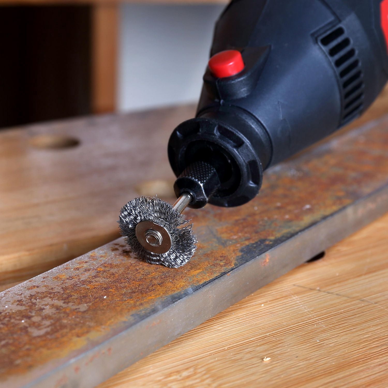 Outil rotatif filaire Hyper résistant de 1,5 A, vitesse variable avec 105 accessoires rotatifs et étui de rangement, état neuf, 120 V