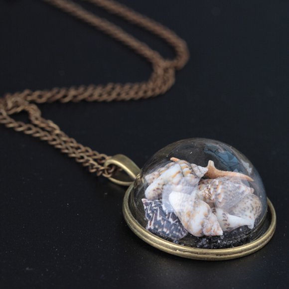 Beach Conch Sea Star Necklace Ocean Glass Cover PendantThe Best Gift for A Loved One