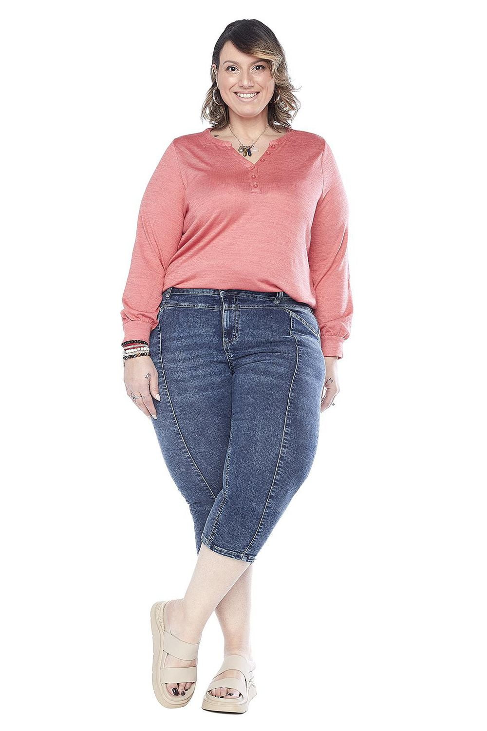 Frankie & Stella ™ Ladies Denim Capri PLUS - Medium Blue