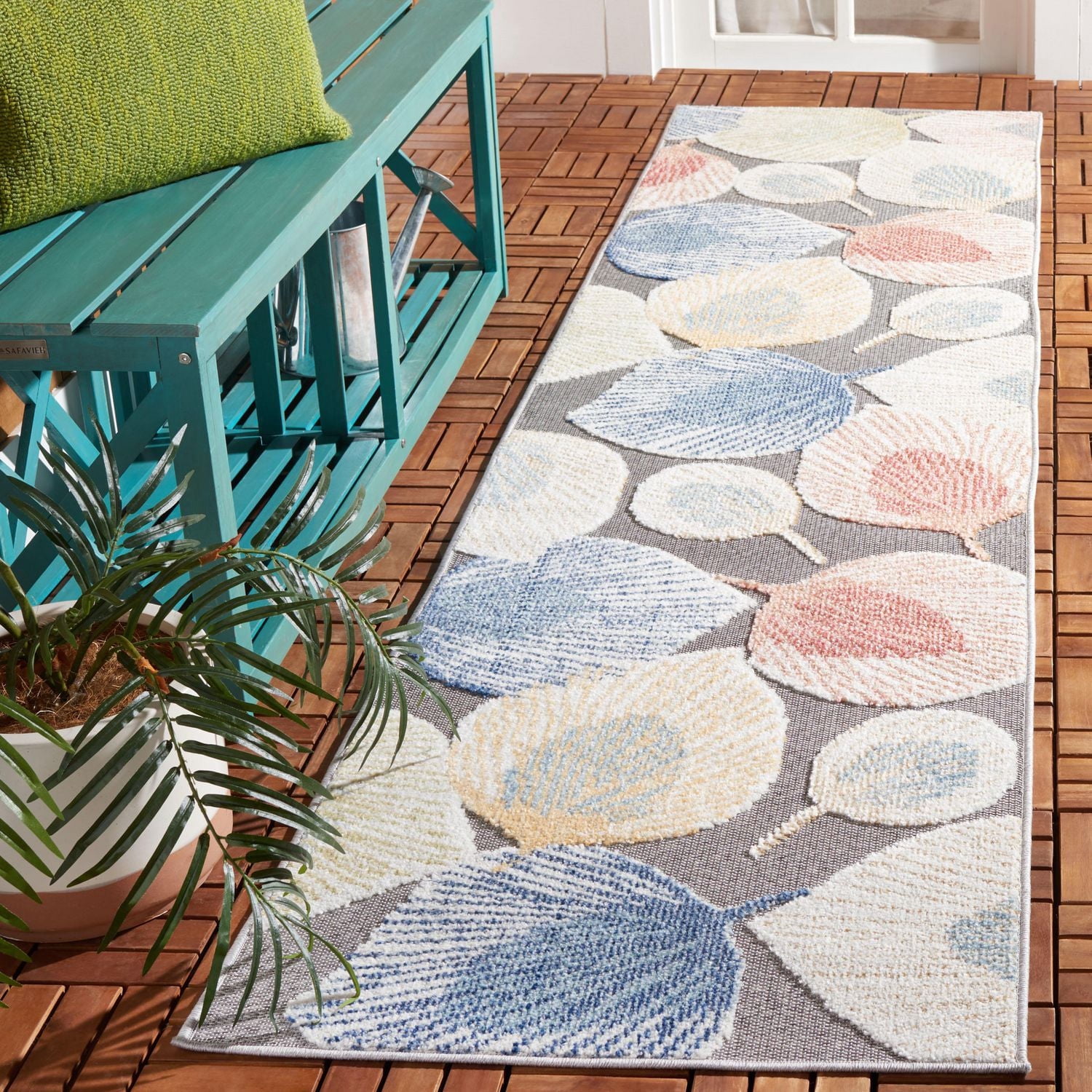 SAFAVIEH Sarasota Nash Floral Indoor/Outdoor Area Rug