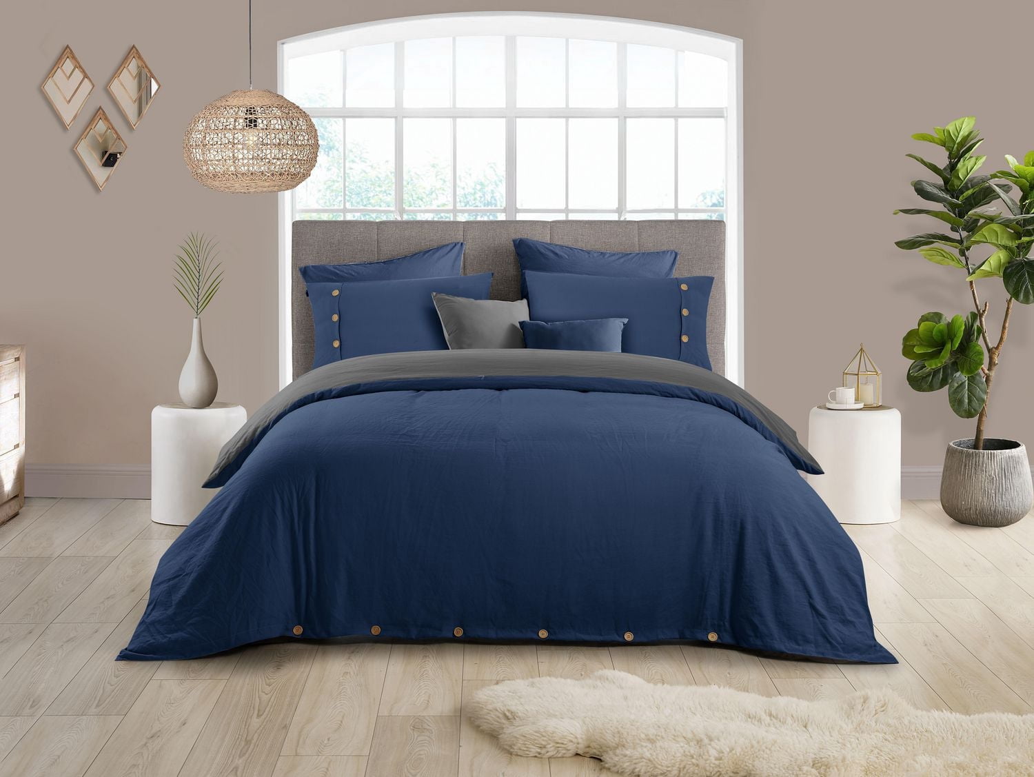 Swift Home Reversible Ultra Soft Solid Duvet Cover Set with Decorative Button Closure, King, Navy