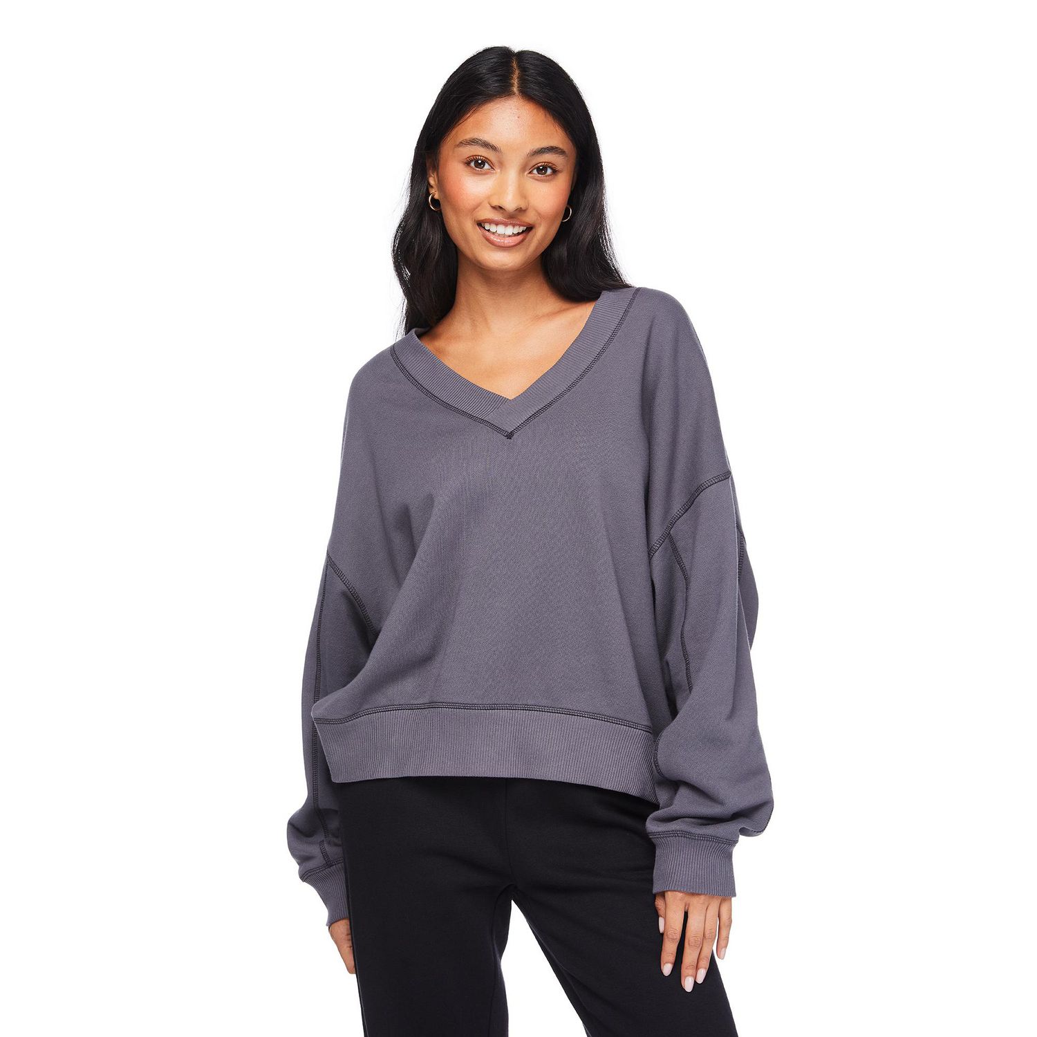 No Boundaries Women's Oversized V-Neckline Popover