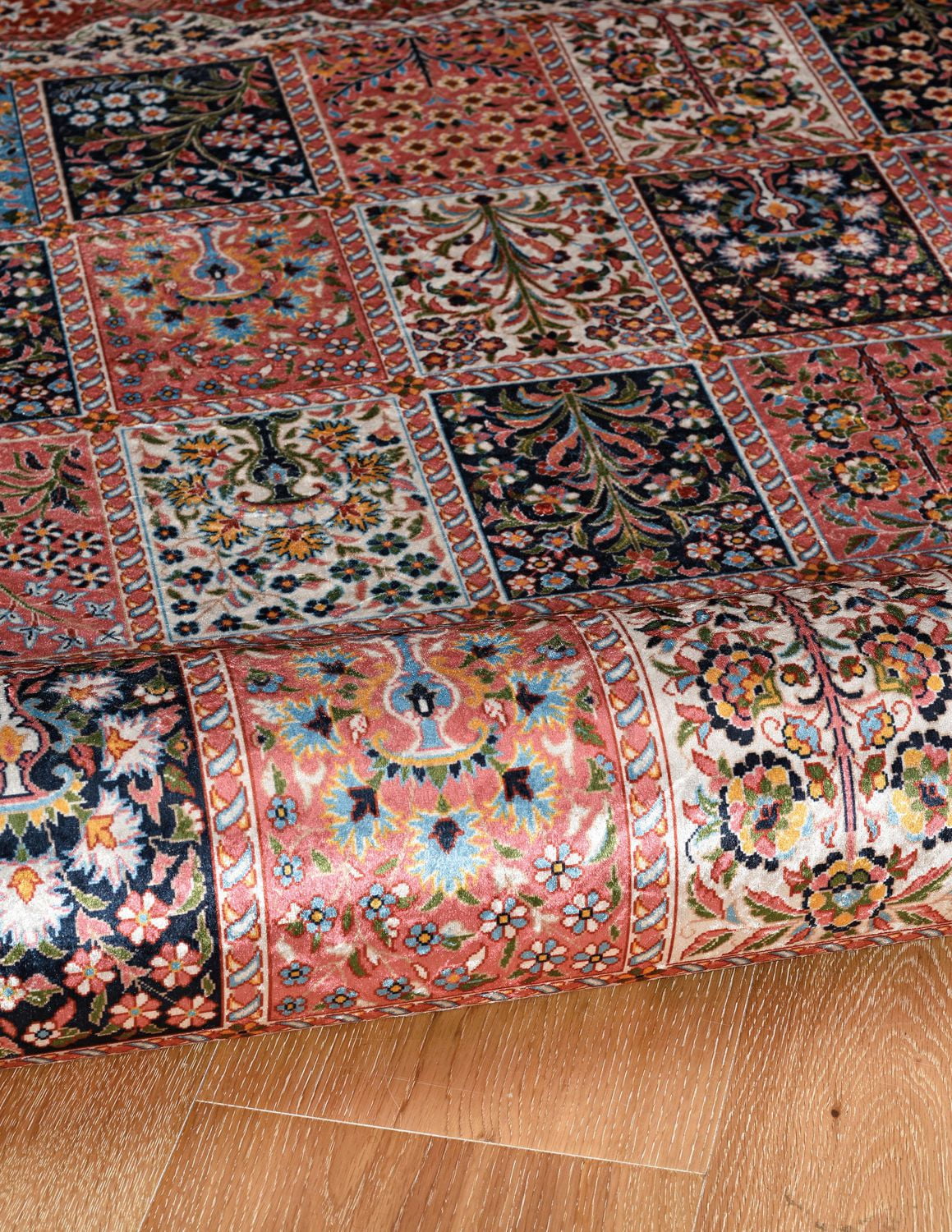 Tapis d'appoint Emerald Klein bleu & ivoire de 2 pi 2 po x 3 pi 2 po