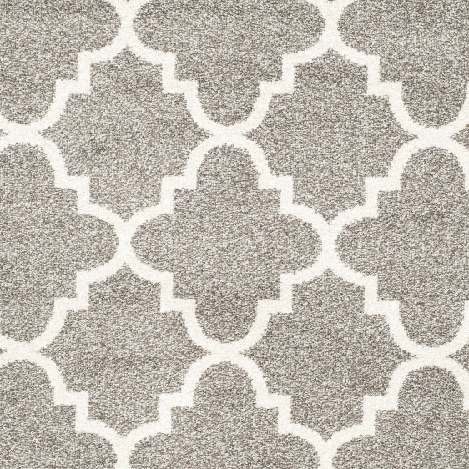 SAFAVIEH Amherst Trina Geometric Area Rug