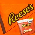 thumbnail image 4 of REESE'S Peanut Butter Cup White Creme Miniatures, 185g, 4 of 5
