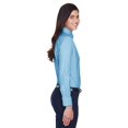 thumbnail image 3 of Harriton Chemise Oxford à Manches Longues pour Femmes avec Libération de Taches, 3 of 3