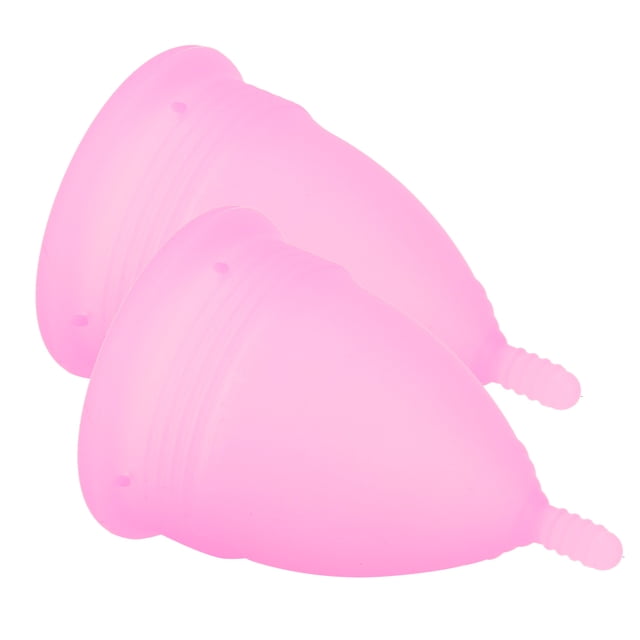 Menstruel Menstruel Original Authentique Ensemble de Tasses Menstruelles Réutilisables en Silicone avec Sac Boîte. l'Image Montre Deux Tasses Menstruelles Réutilisables en Silicone Roses avec une Conception Lisse et flexible et des Caractéristiques Anti-Fuites. Ces Tasses Sont Légères et Livrées avec un Sac de Rangement et une Boîte pour Plus de Commodité. Convenant à des Activités comme la Natation, le yoga et les sports, Elles Sont Offertes en Tailles P (25 ml) et L (28 ml).
