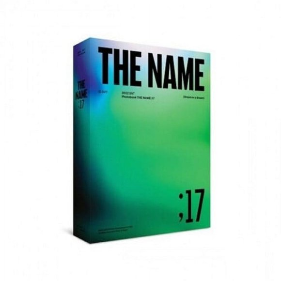 Le Nom; 17 - 2022 SVT Photobook - incl. Livre d'Affiches, Ensemble d'Affiches Plié, Code Carte Numérique, Ensemble Photocard + Photo Instantanée