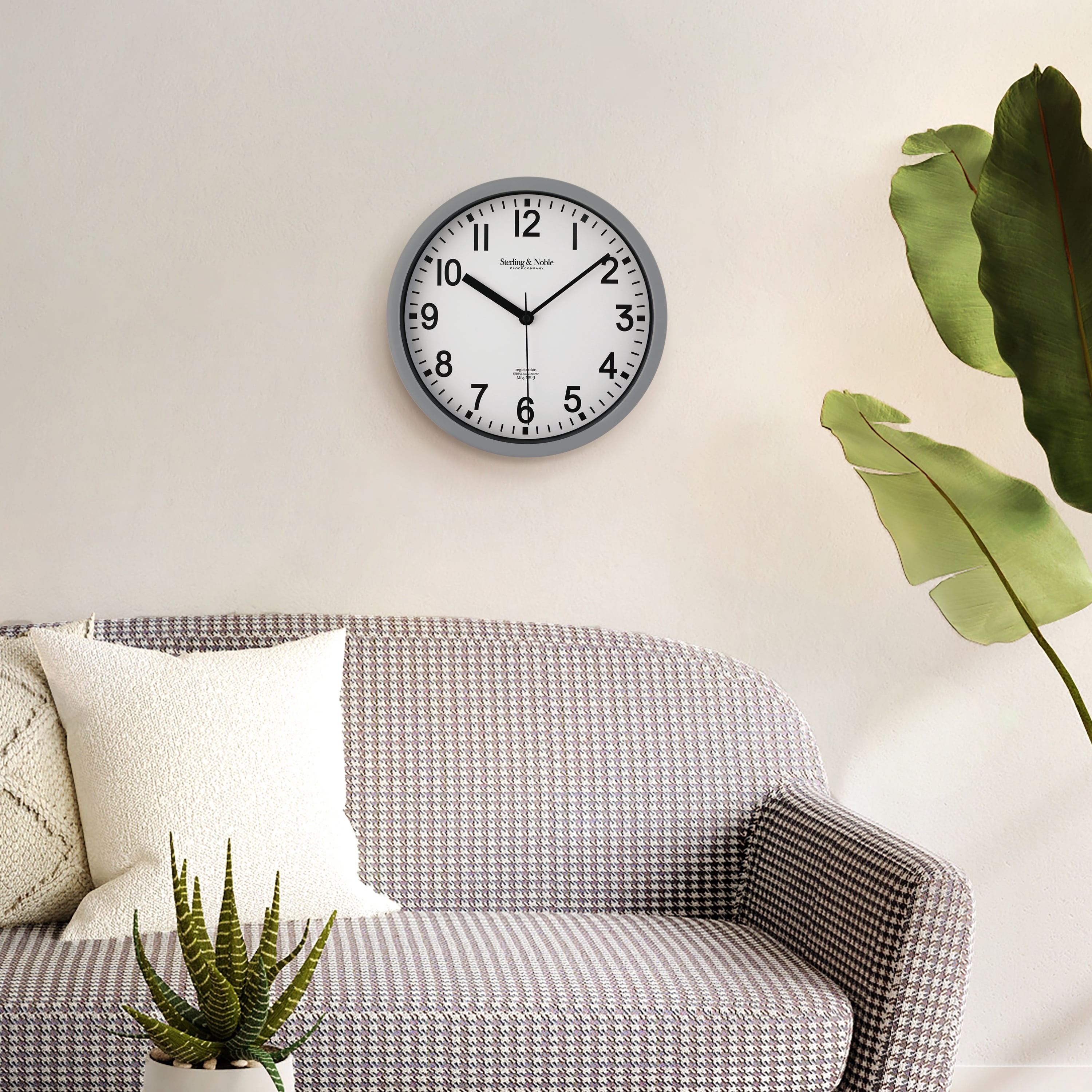 Horloge murale ronde analogique grise de 8,8 pouces pour l'intérieur HOMETRENDS