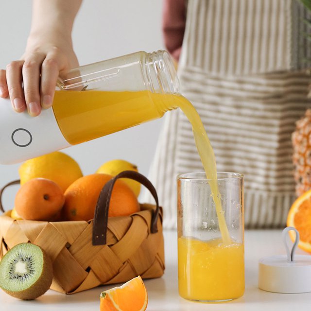 Handheld Fruit Machine Electric Juice Cup, Juice Maker, Baby Food for Ice White