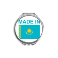thumbnail image 1 of Kazakhstan Pays Amour Main Miroir Compact Rond Portable Poche Verre, 1 of 3